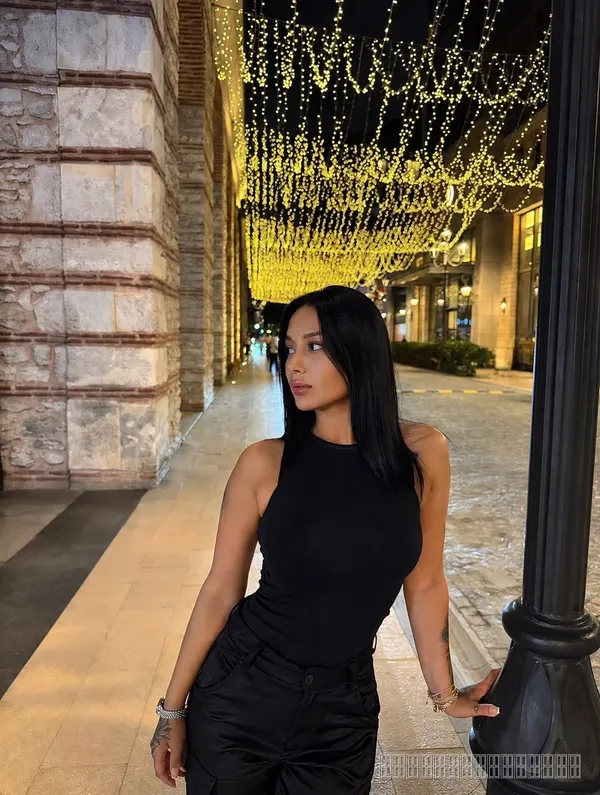 Lora, 22 — İstanbul escort