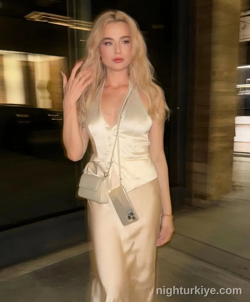 ÇİSEM ARYA, 26 — İstanbul escort — 3