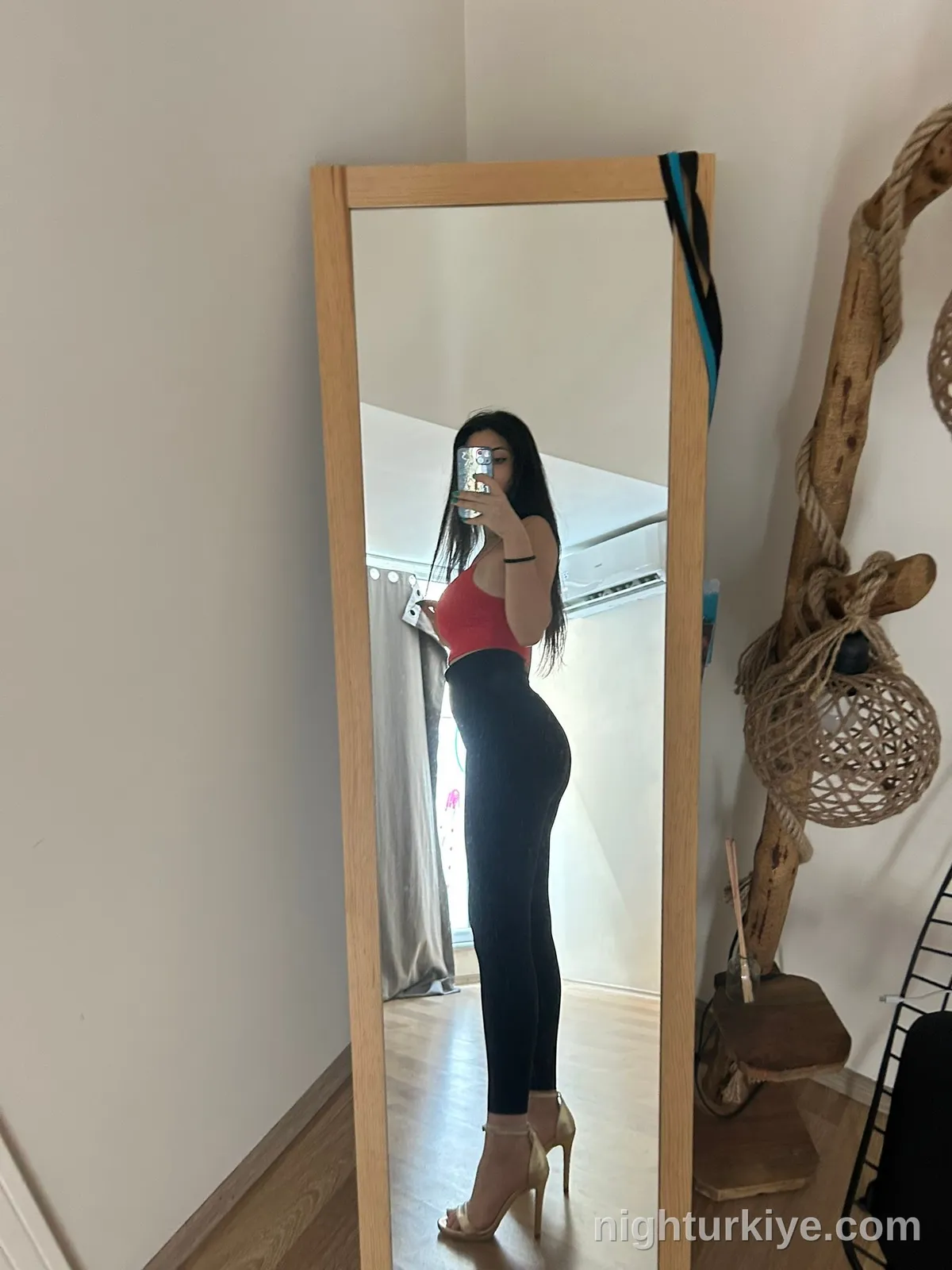 selin, 24 — İstanbul escort — 4